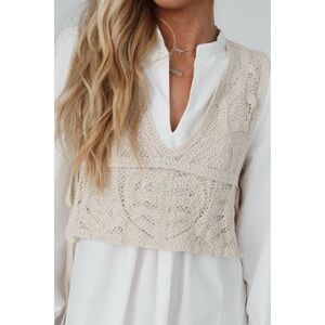 House of Harlow 1960 Crochet Knit Cream Vest